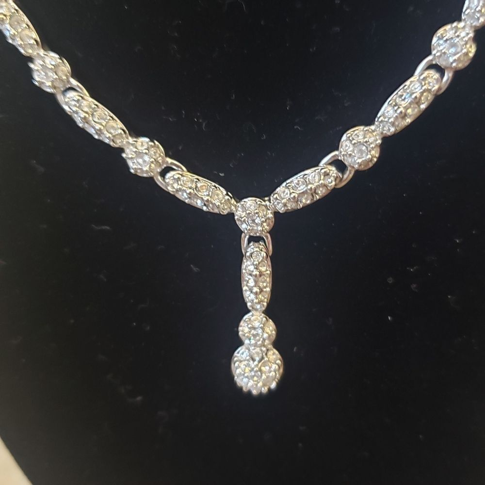 SWAROVSKI Emma Necklace & Earrings Set Prom Wedding Formal - Picture 2 of 13
